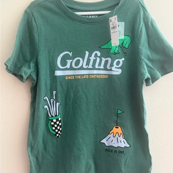 Old Navy Boys Size 5 / 5T Clothing Bundle - 5 Items Total ALL NEW WITH TAGS - Picture 3 of 8